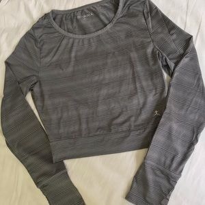 Long sleeves crop top